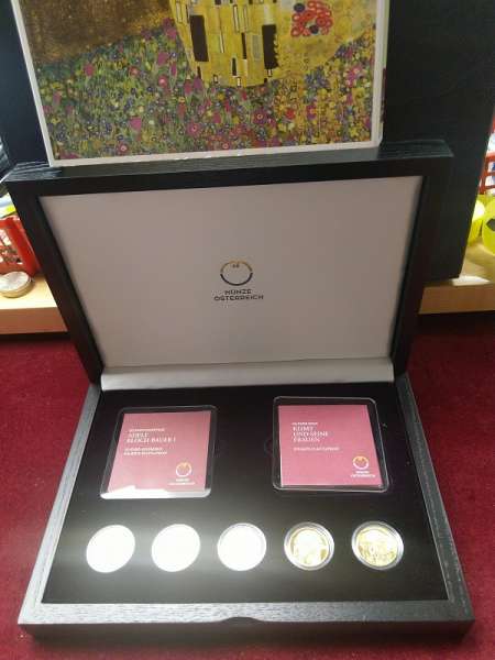 Klimt und seine Frauen Serie 50 Euro Goldmünzen in Sammelkassette