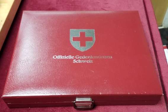 Sammelbox Schweiz die offiziellen Gedenkmünzen