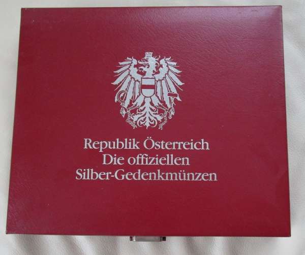 Österreich die offiziellen Silber Gedenkmünzen 25 Schilling , 50 Schilling , 100 Schilling nur Box